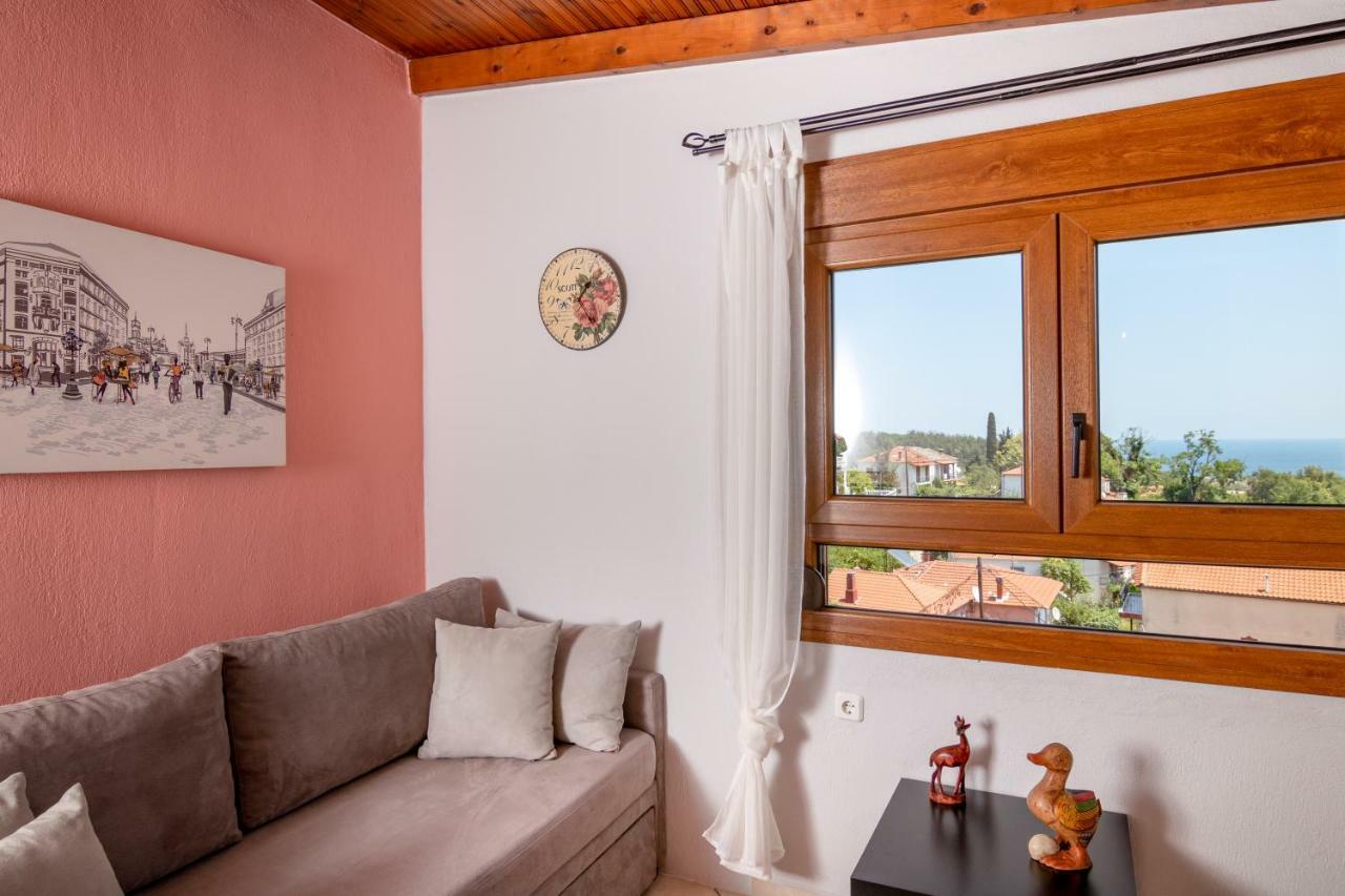 Velpina Apartments Potamia  外观 照片