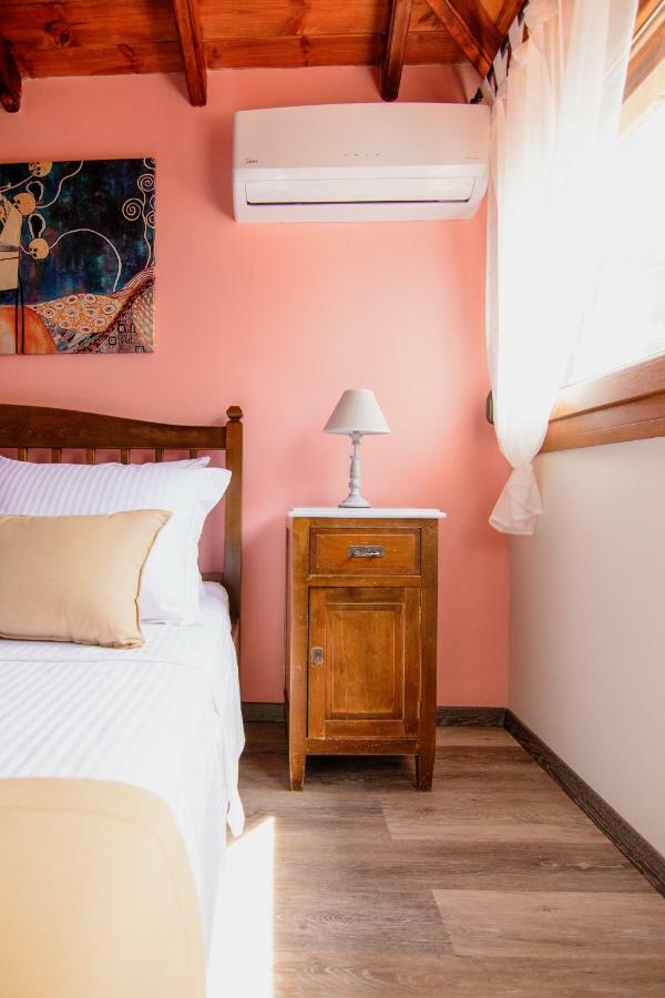 Velpina Apartments Potamia  外观 照片